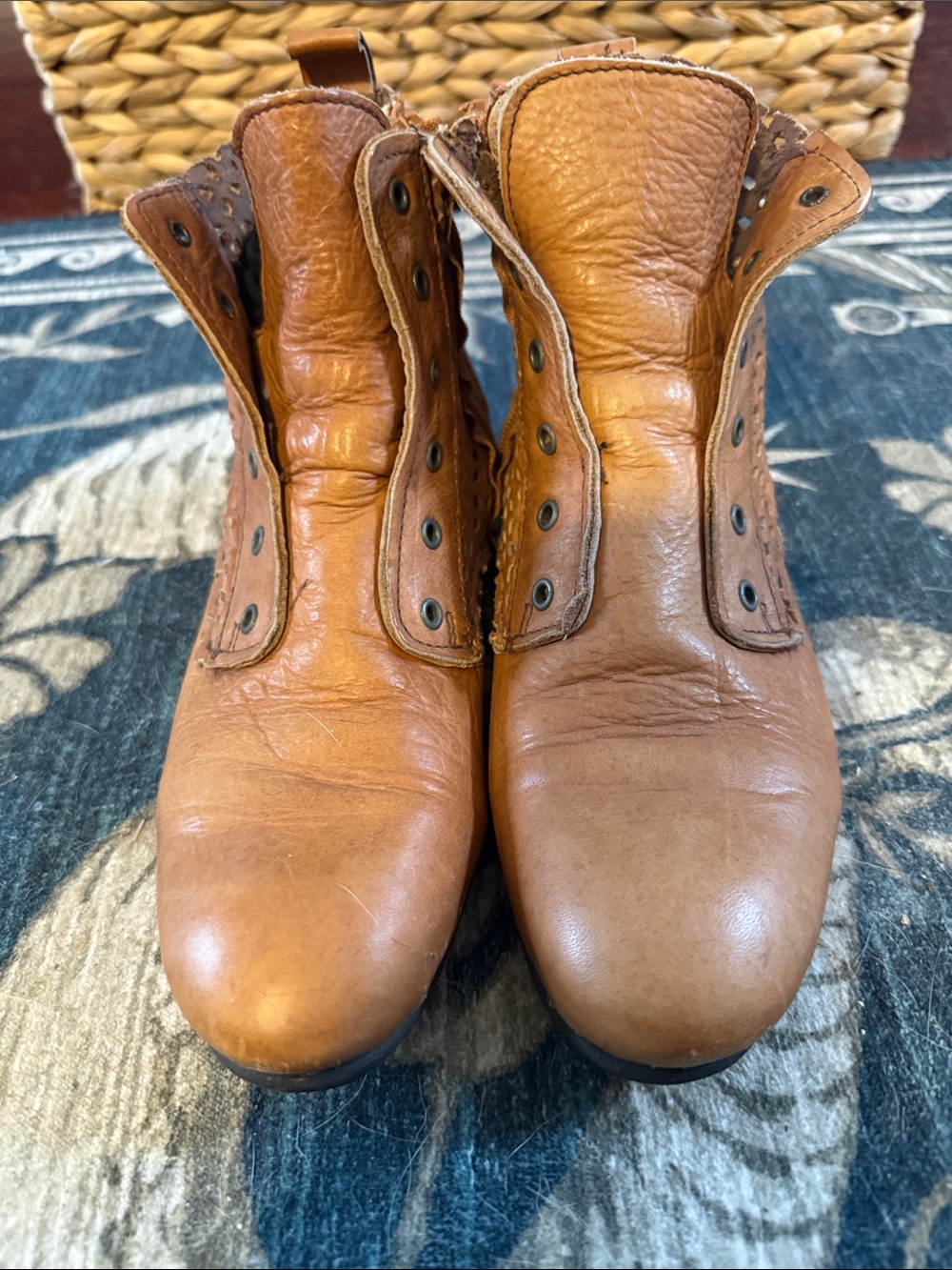 John Fluevog Tan Leather Lace-less Ankle Boots